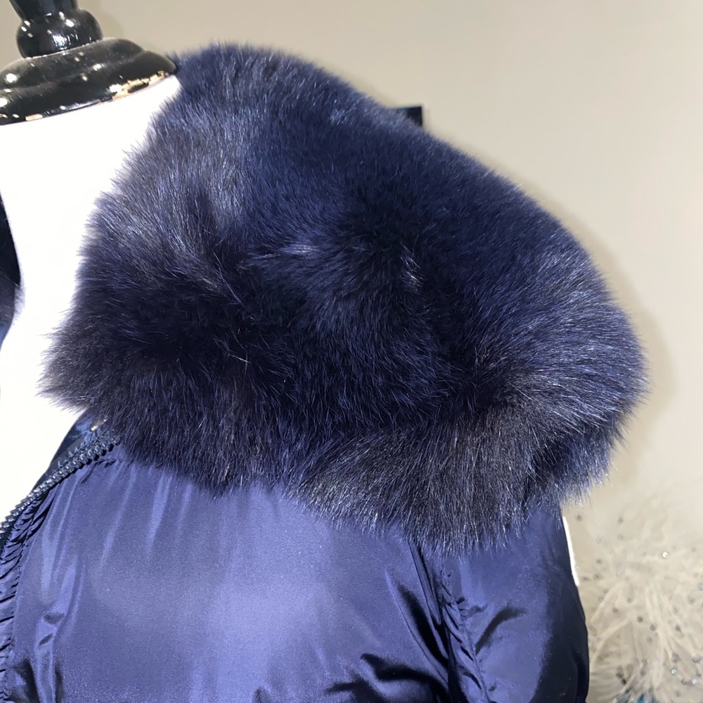 Moncler Mesange Fox-Fur Trimmed Coat - Picture 4 of 8